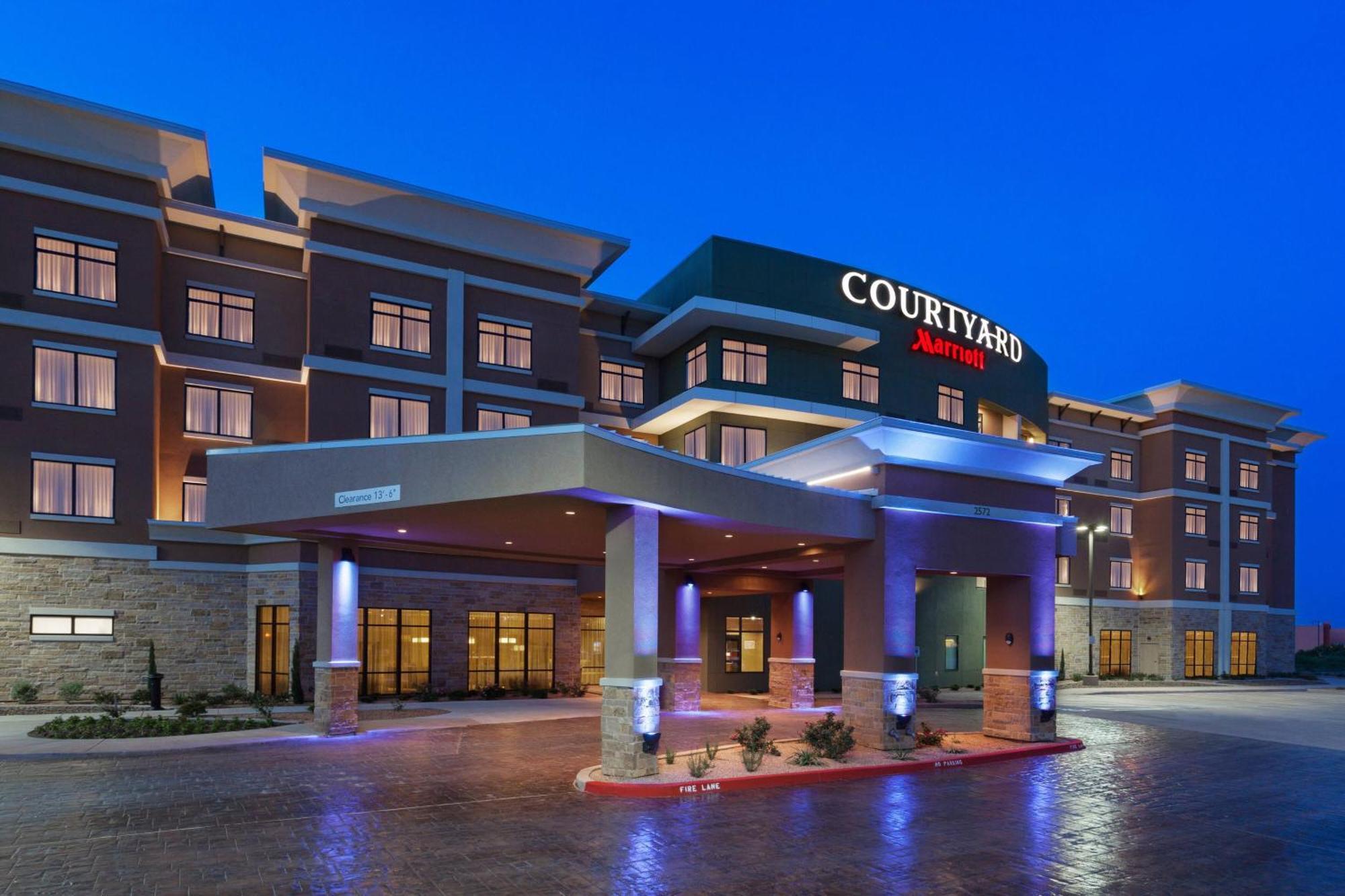 Отель Courtyard By Marriott Сан Анджело Экстерьер фото